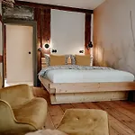 Urlaubsfreude Biedermann Haus Blumenglueck - Gaensebluemchen Apartment Sebnitz